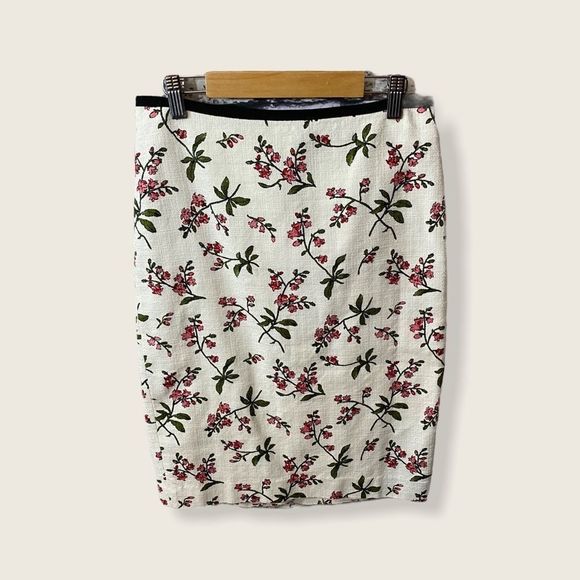 Ann Taylor Floral Pencil Skirt - Size 0 - Picture 1 of 5